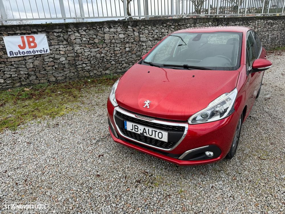 Peugeot 208 1.2 PureTech Signature - 2