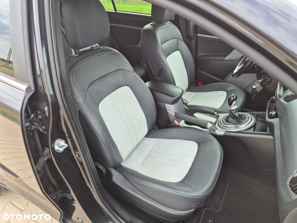 Kia Sportage 1.6 GDI Business Line M 2WD - 29