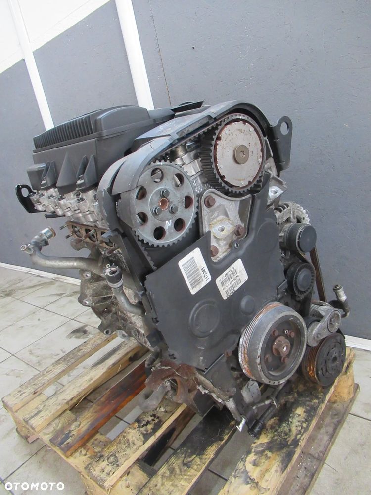Silnik kompletny Volvo 2.4 b5244s5 b5244s4 S60 V50 V70 08r - 6