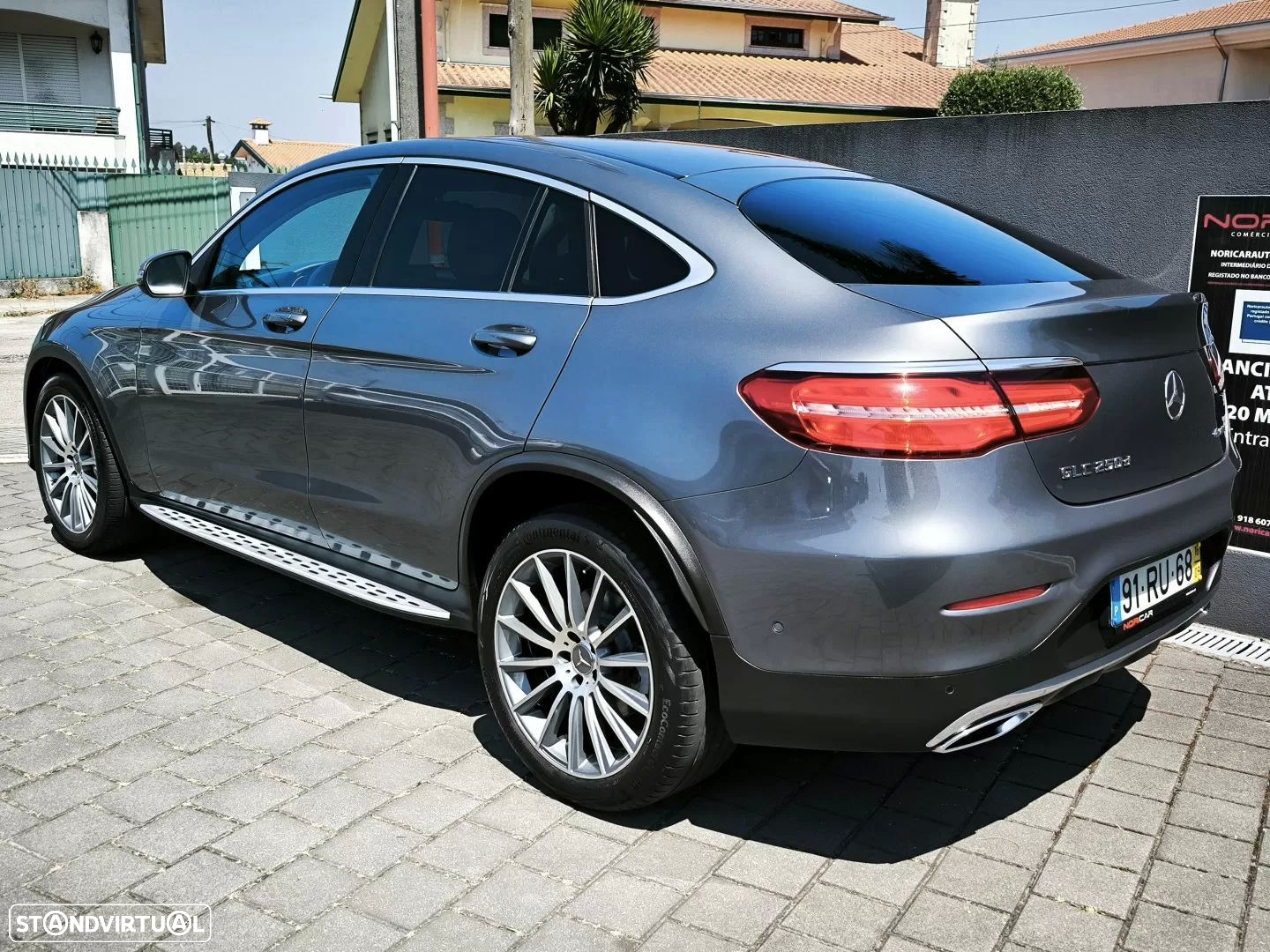 Mercedes-Benz GLC 250 d Coupé AMG Line 4-Matic - 13
