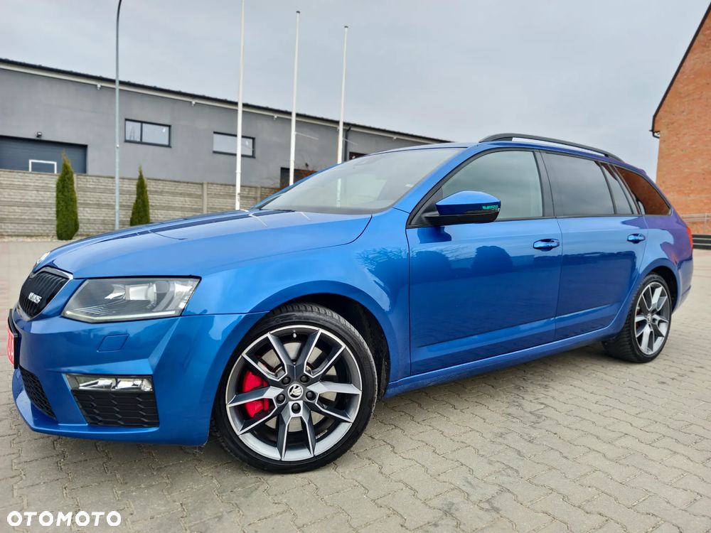 Skoda Octavia 2.0 TDI DSG RS - 35