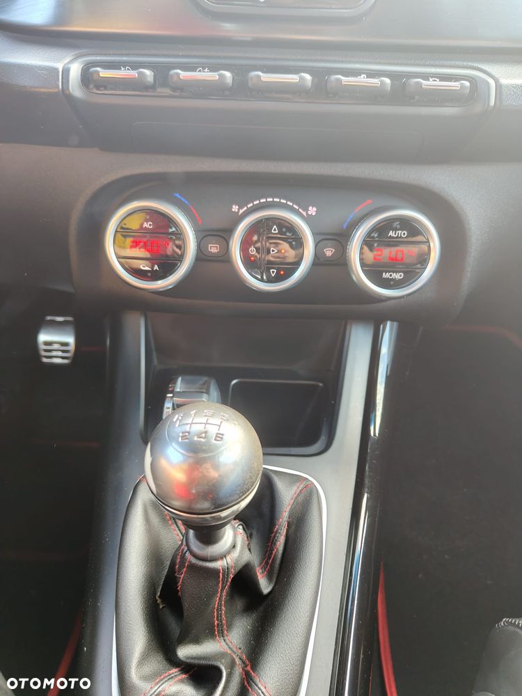 Alfa Romeo Giulietta 1.8 TBi 16V Quadrifoglio Verde - 17