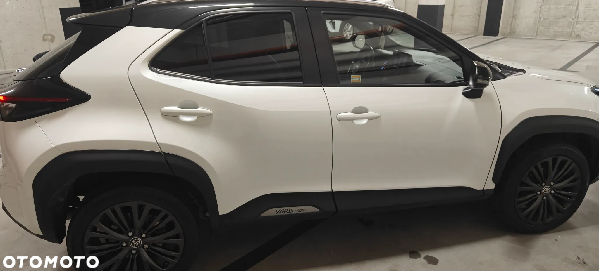 Toyota Yaris Cross Hybrid 1.5 Adventure - 2