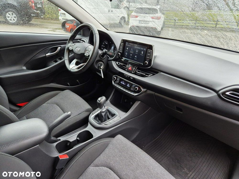 Hyundai i30 1.0 T-GDI Smart - 12