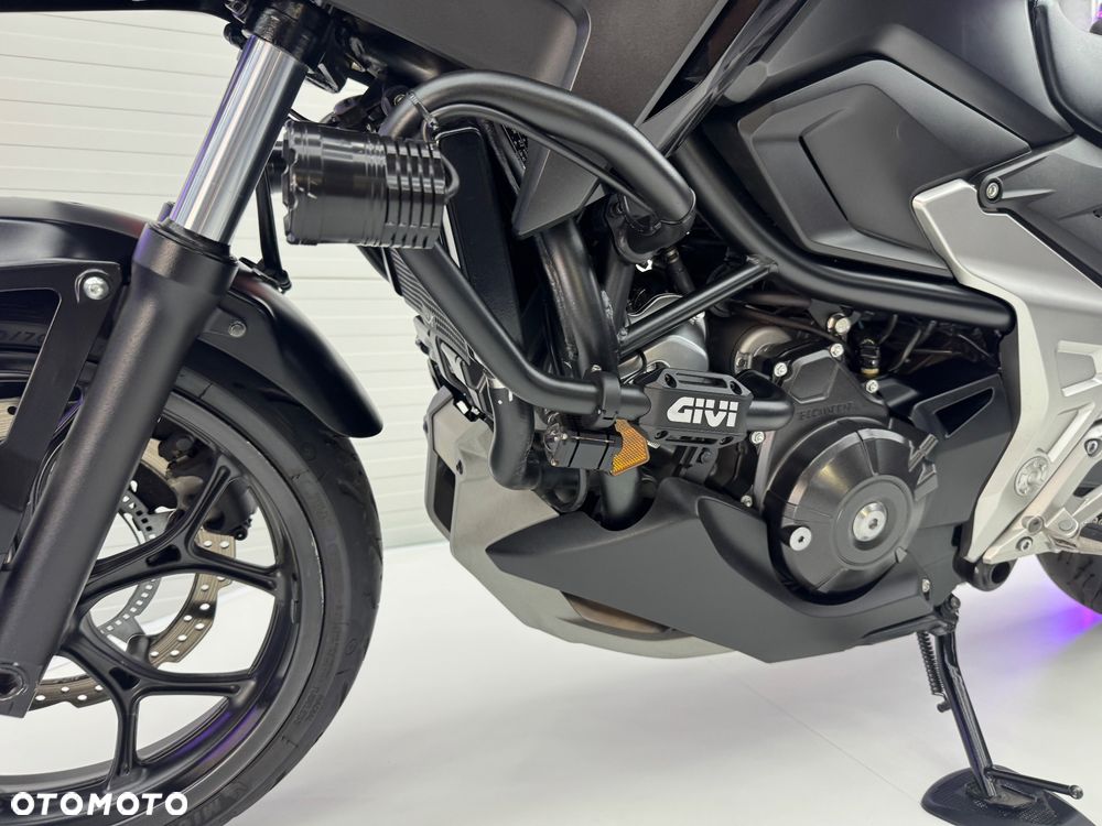 Honda NC - 17