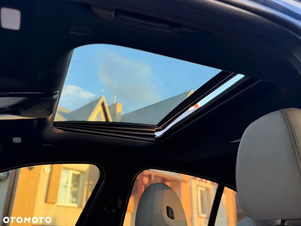 BMW Seria 3 330i - 17
