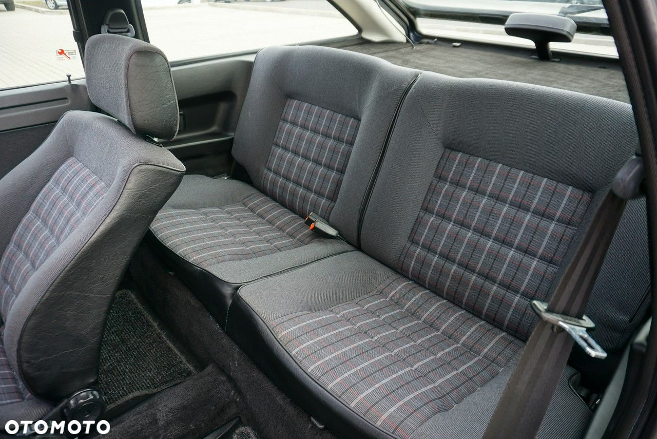 Volkswagen Scirocco - 16
