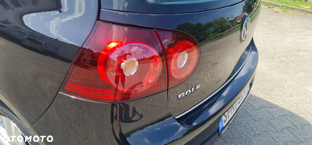 Volkswagen Golf 1.6 Comfortline - 23