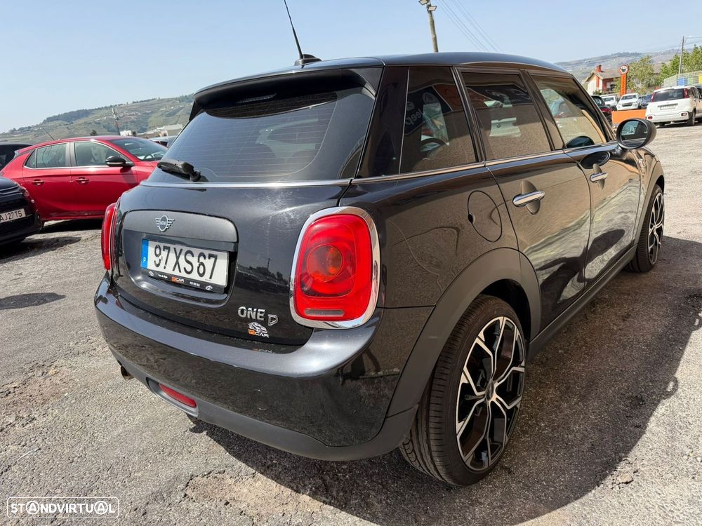 MINI 5 Portas One D - 14