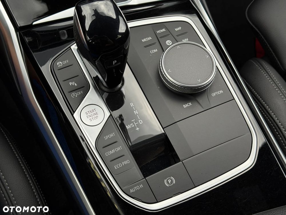 BMW Seria 3 318i Advantage sport - 20