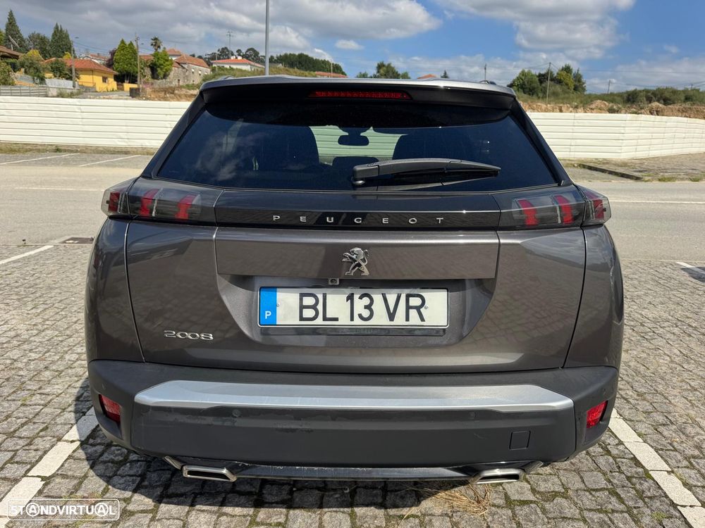 Peugeot 2008 PureTech 130 EAT8 Allure - 17