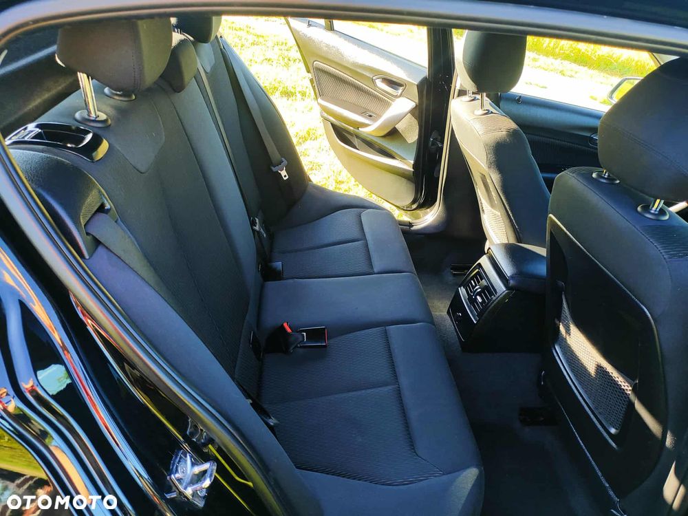 BMW Seria 1 116i - 7