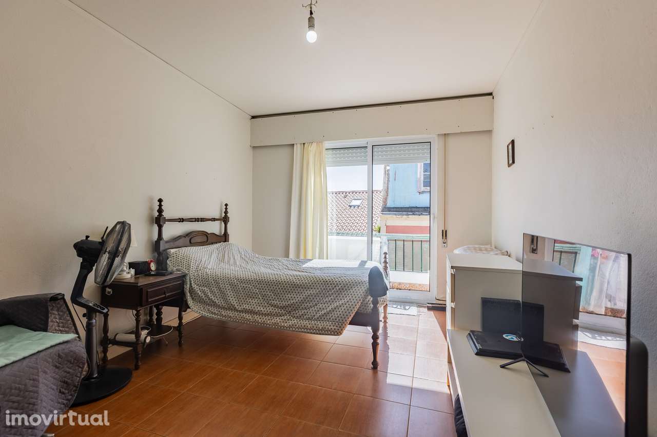 Apartamento T1 - Centro de Ponta Delgada - Grande imagem: 2/15