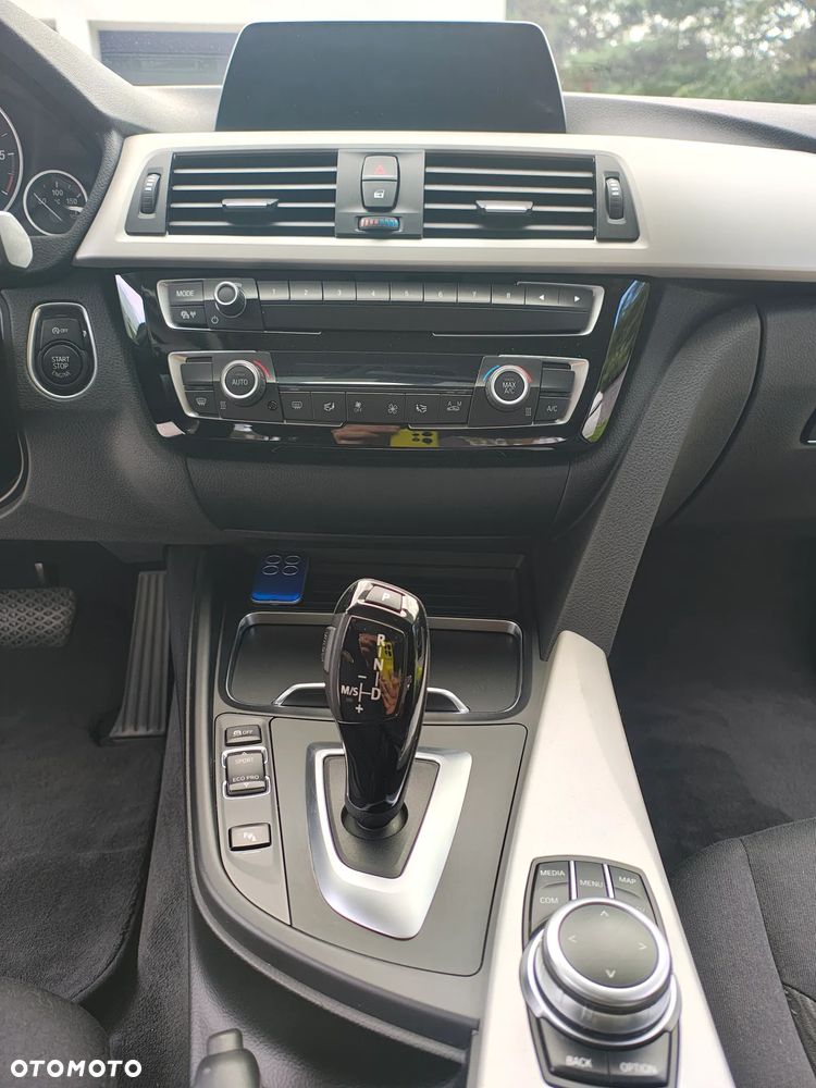BMW 3GT 318d Advantage - 21