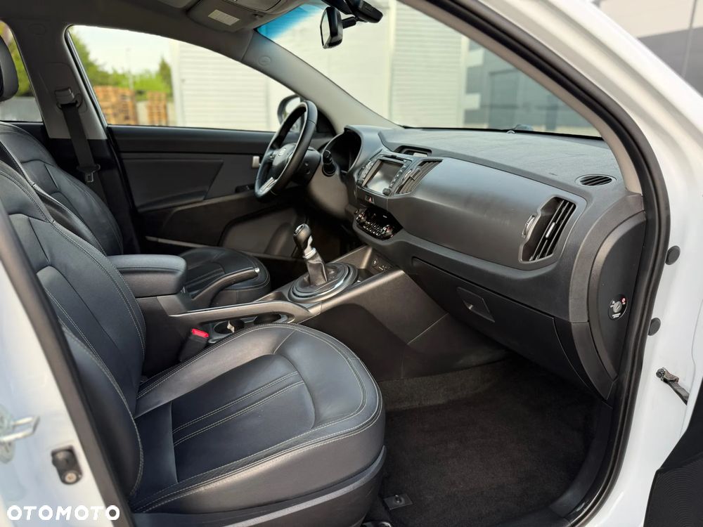Kia Sportage 2.0 CRDI XL - 21