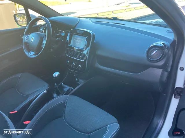 Renault Clio 0.9 TCE Luxe - 28