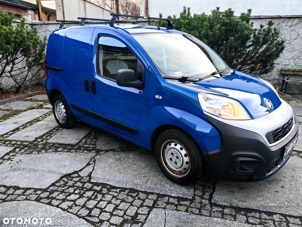 Fiat Fiorino Kombi 8V Base - 3