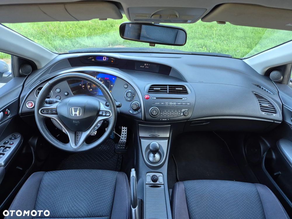 Honda Civic 1.4 i-VTEC Comfort - 30