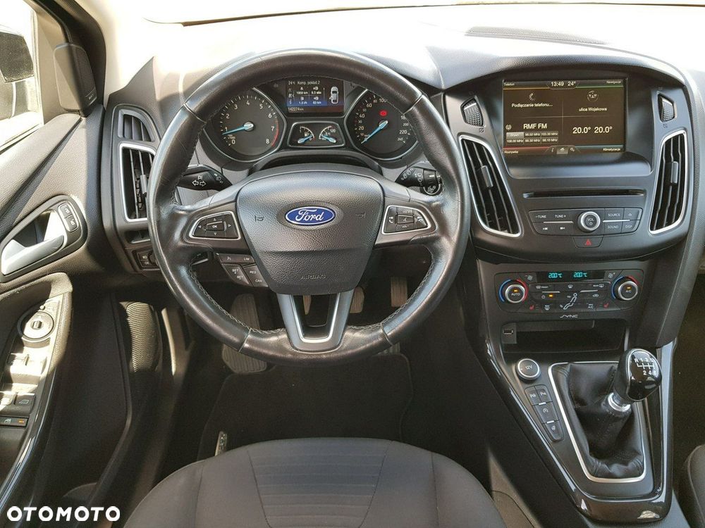 Ford Focus 1.5 EcoBoost STart-Stopp-System TITANIUM - 13