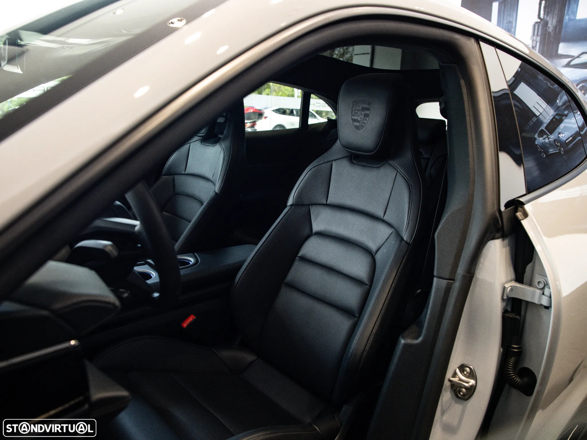 Porsche Taycan Sport Turismo Standard - 29