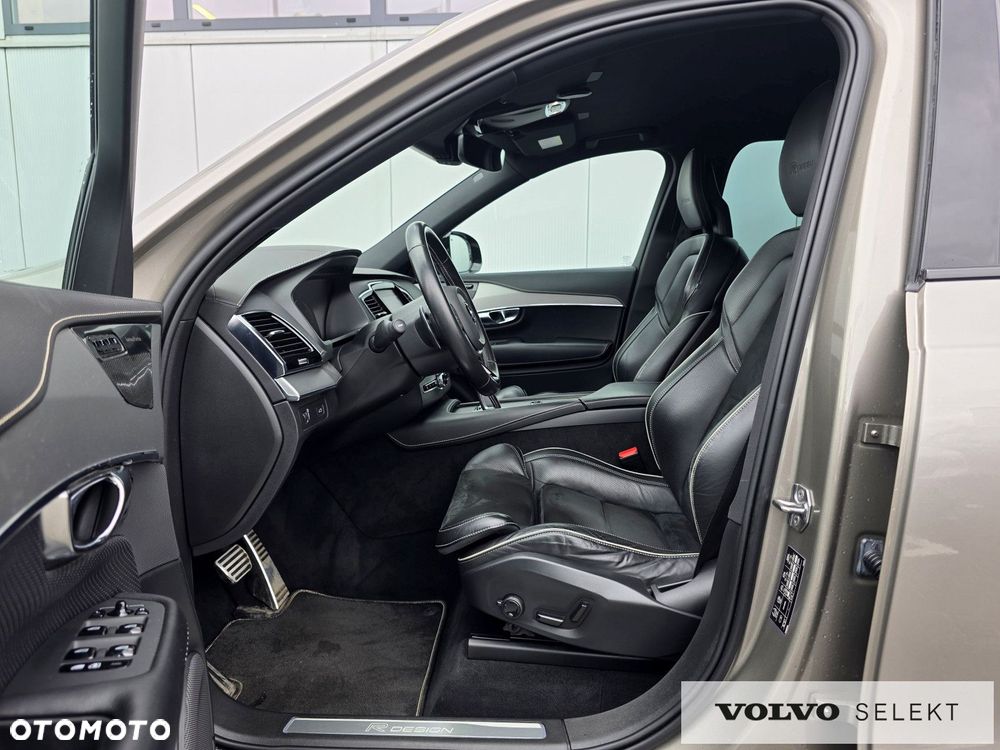 Volvo XC 90 - 11
