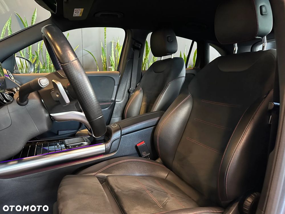 Mercedes-Benz GLA 200 AMG Line - 11