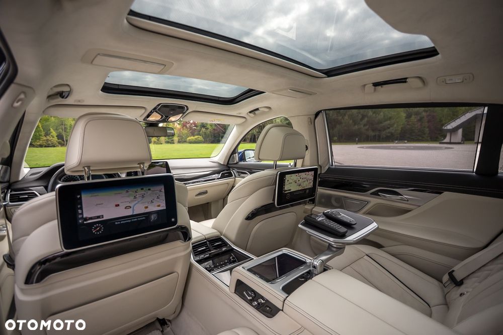 BMW Seria 7 750Li xDrive - 40