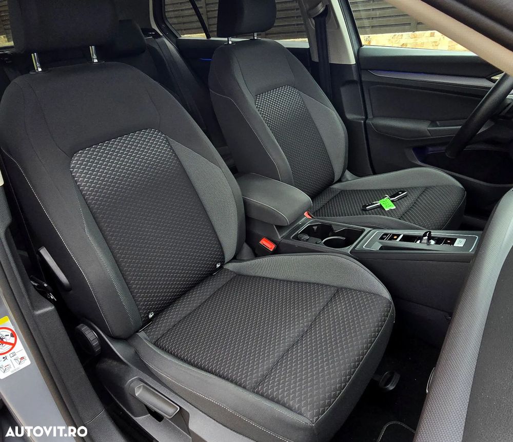 Volkswagen Golf 2.0 TDI SCR DSG Active - 37