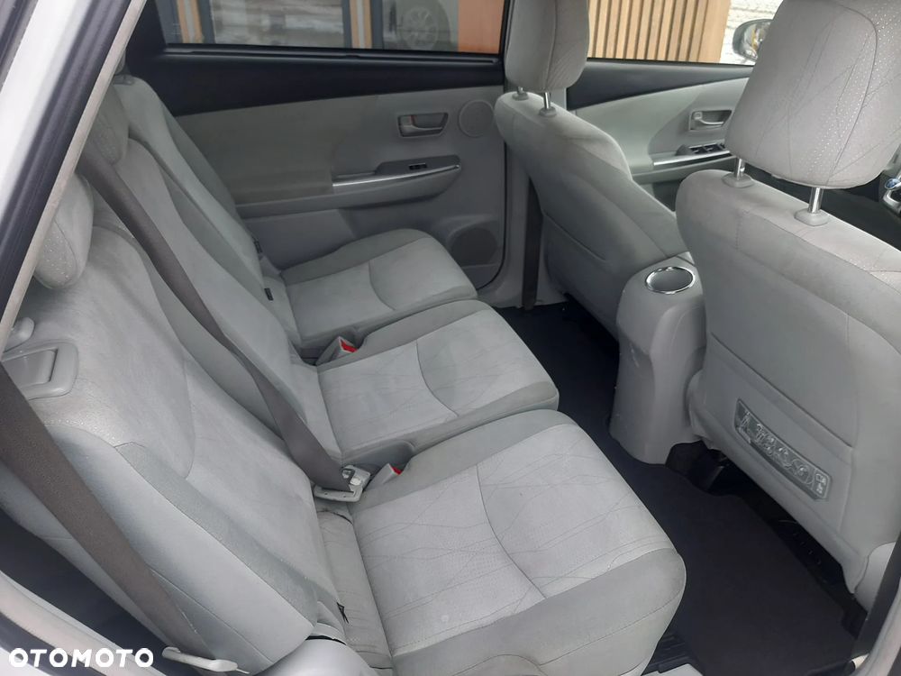 Toyota Prius+ (Hybrid) Executive - 26