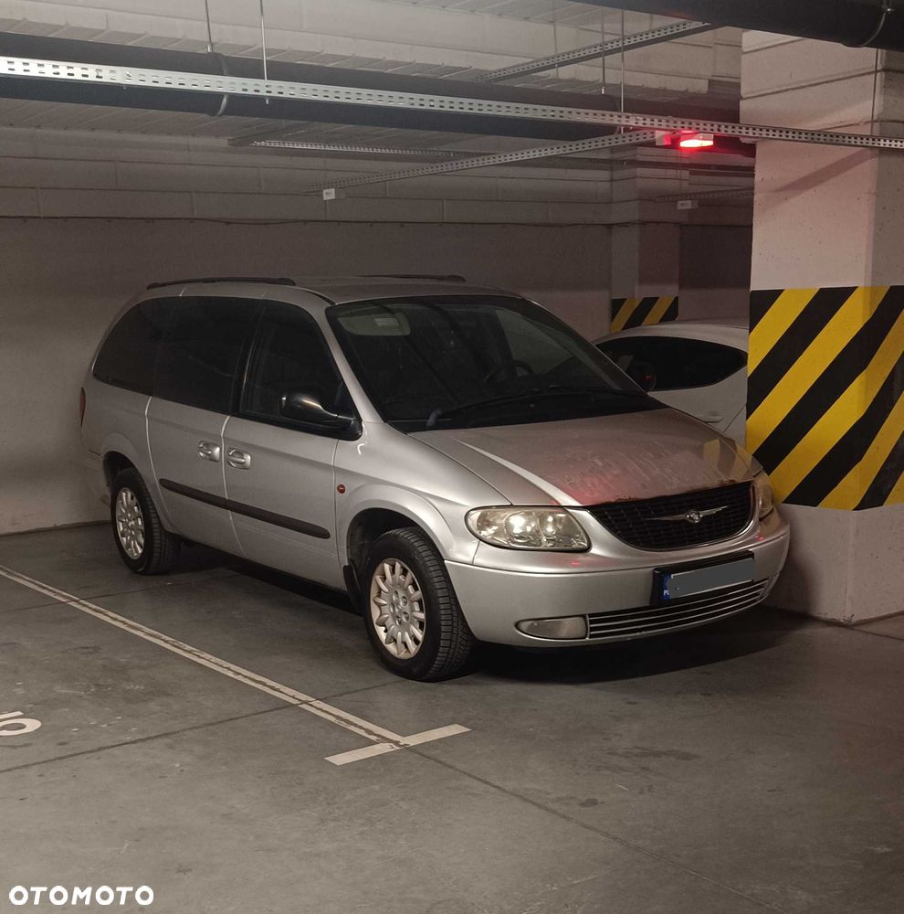 Chrysler Grand Voyager - 1