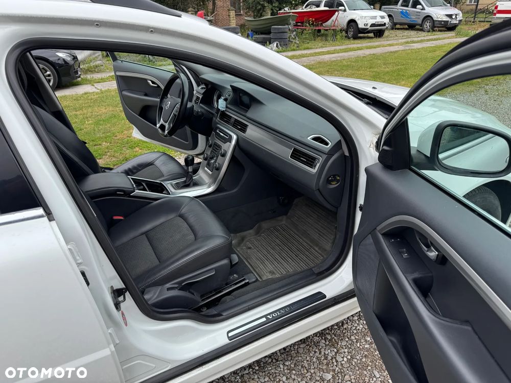 Volvo V70 D4 Momentum - 16