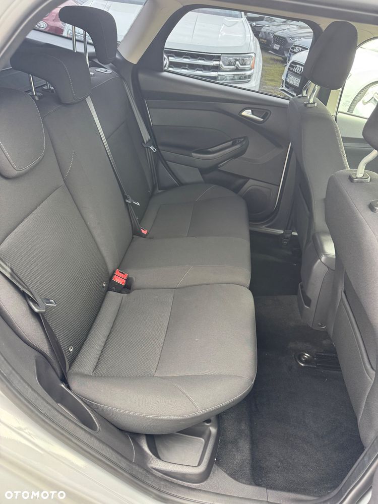 Ford Focus - 17