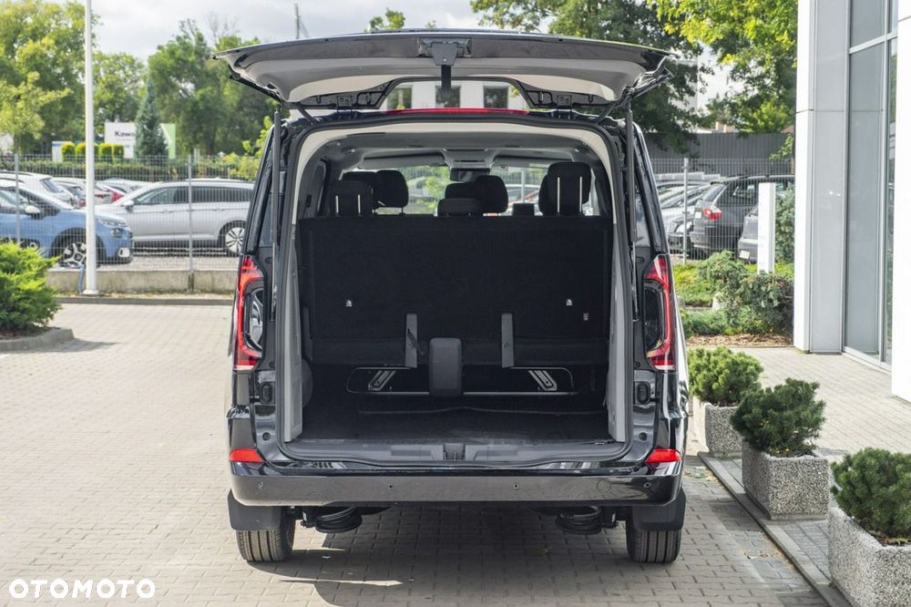 Volkswagen Caravelle - 11