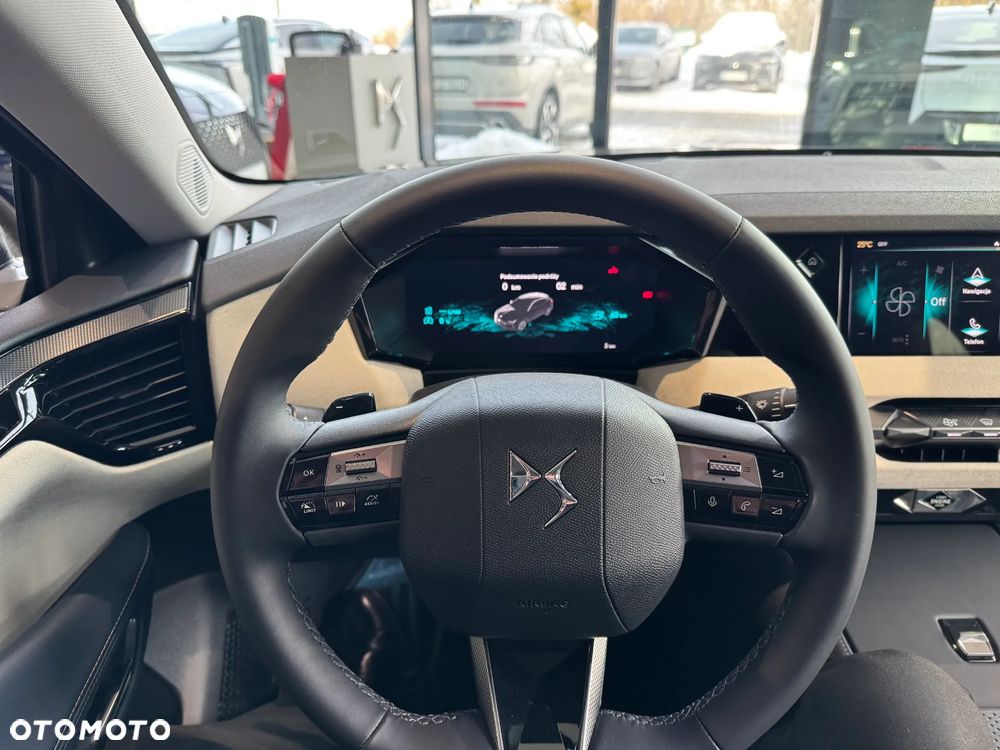 DS Automobiles N°4 - 12