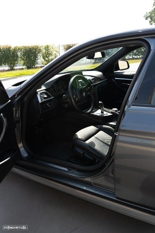 BMW 330 e Pack M Auto - 13