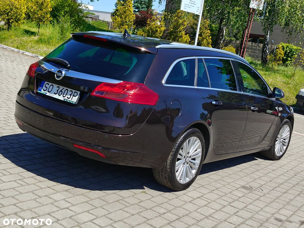 Opel Insignia 2.0 CDTI - 11