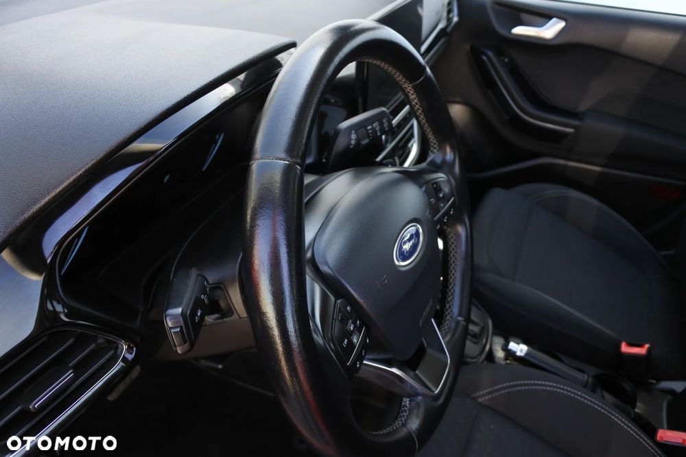 Ford Fiesta 1.0 EcoBoost S&S TITANIUM X - 27