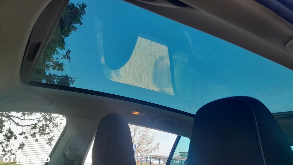 Skoda RAPID 1.2 TSI Style+ - 12