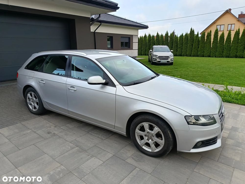 Audi A4 Avant 2.0 TDI DPF multitronic Ambiente - 4