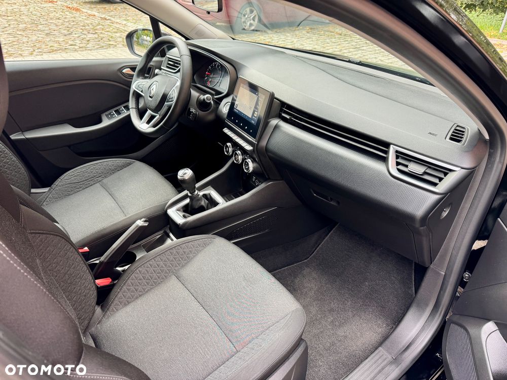 Renault Clio - 18