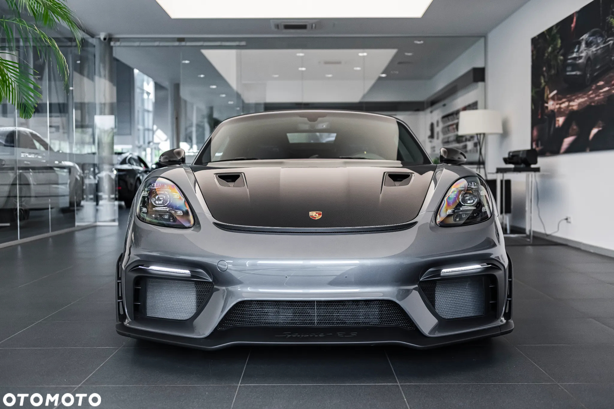 Porsche 718 Spyder - 3