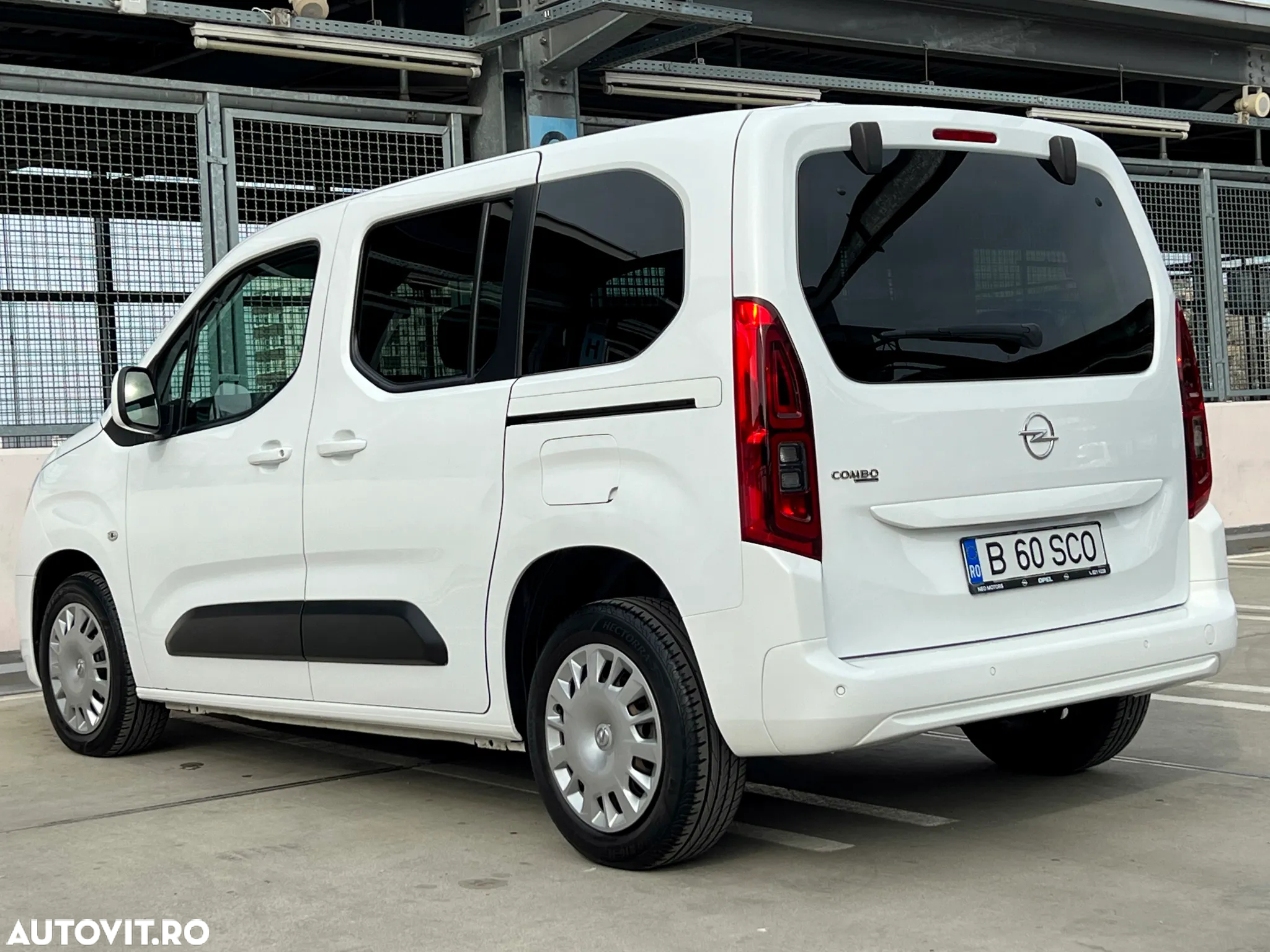 Opel Combo Life 1.5 L1H1 Start/Stop Enjoy sarcina utila marita - 4