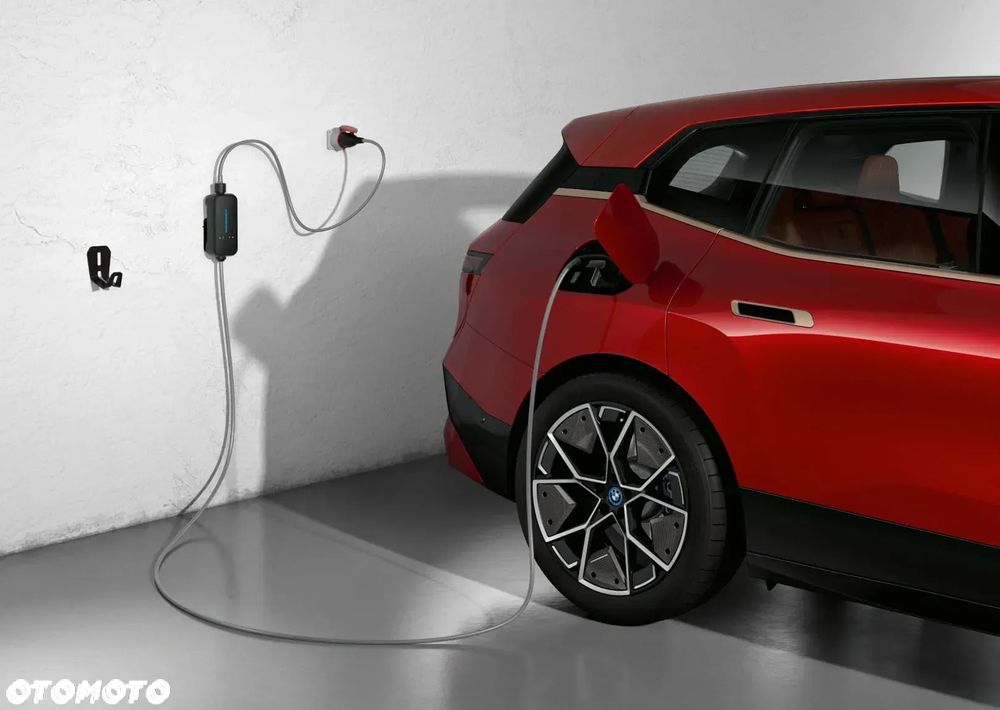 Ładowarka samochodowa BMW Flexible Fast Charger 2.0 - 2