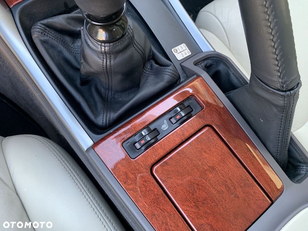 Lexus IS 220 D Elegance - 19