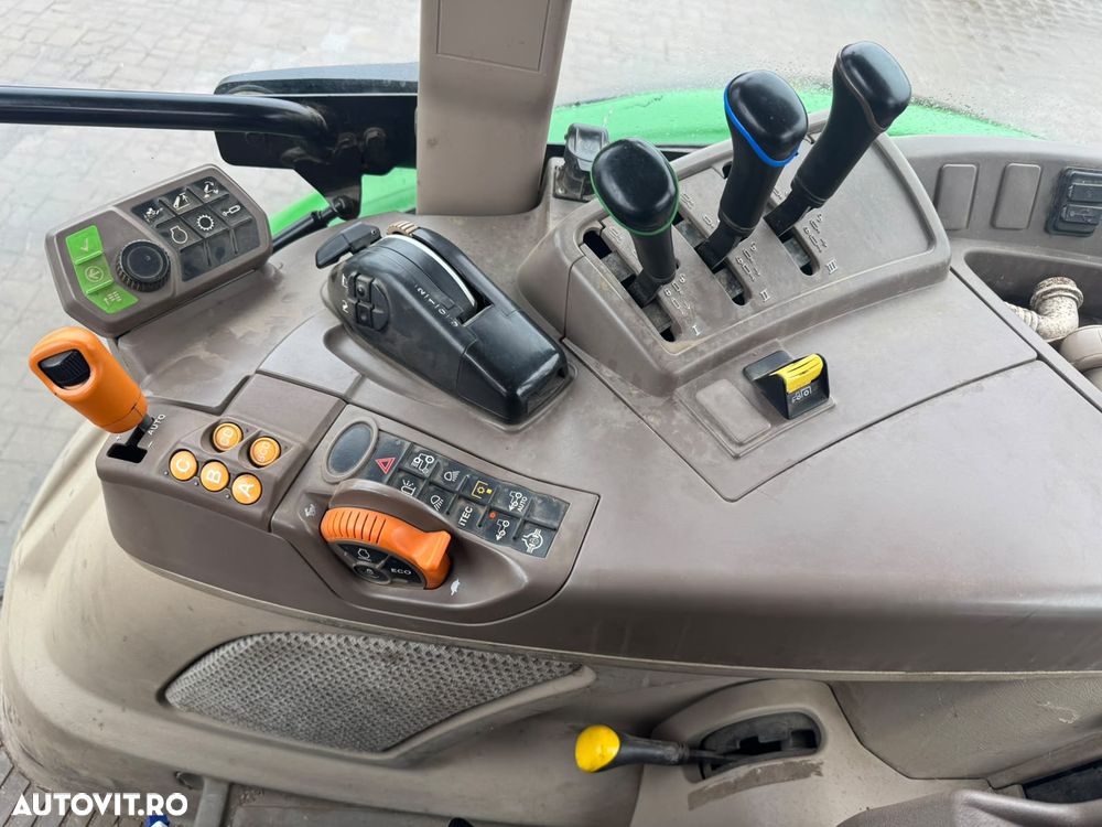 John Deere 5125R - 9