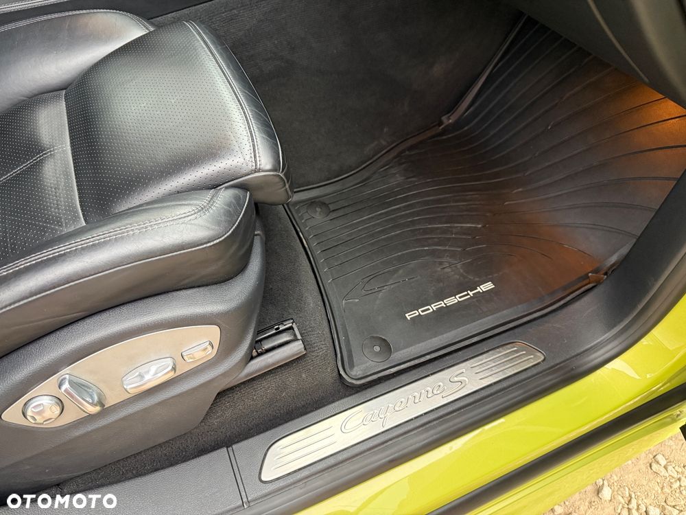 Porsche Cayenne S Diesel - 23
