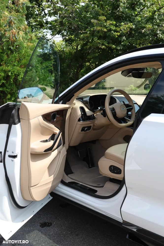 Aston Martin DBX Standard - 21
