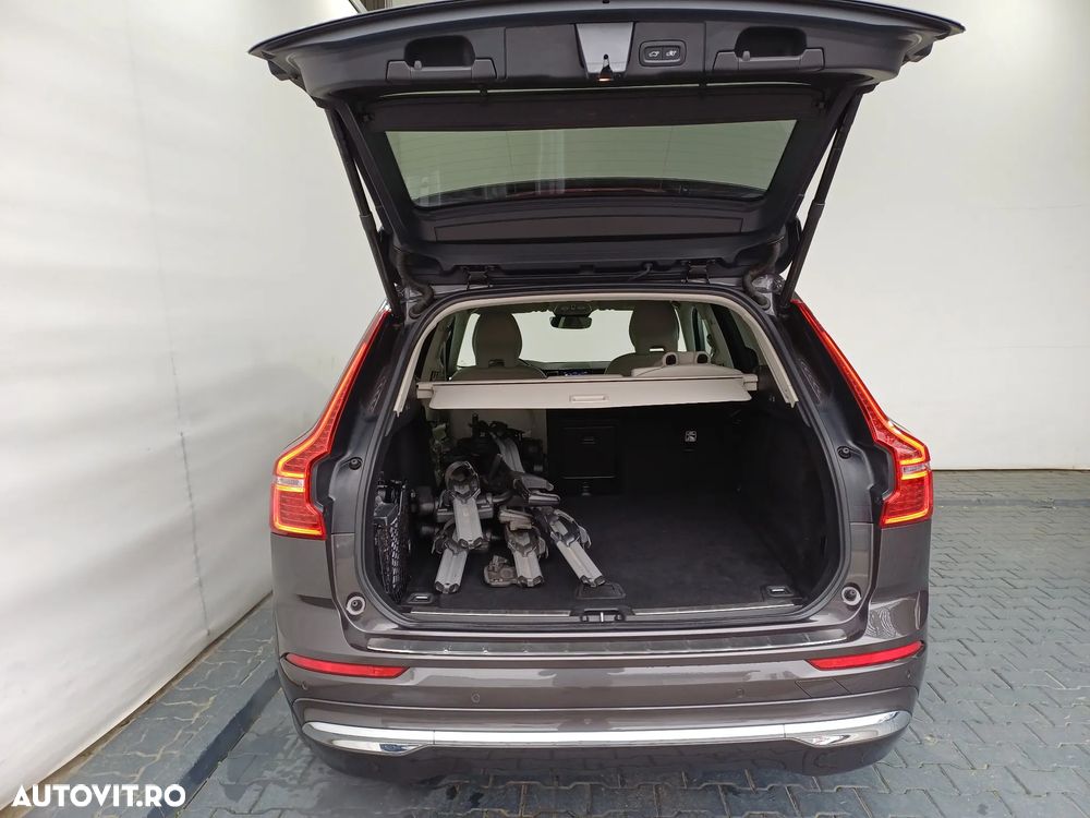 Volvo XC 60 T5 AWD Inscription - 32