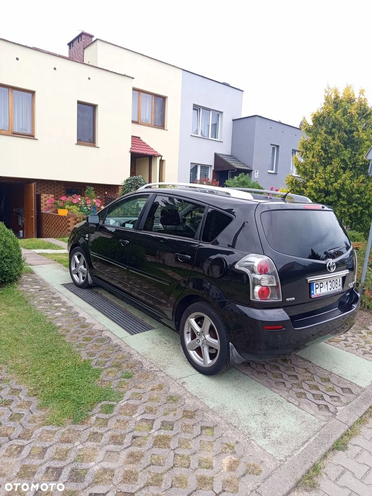 Toyota Corolla Verso 2.2 D-4D Prestige Sport - 2
