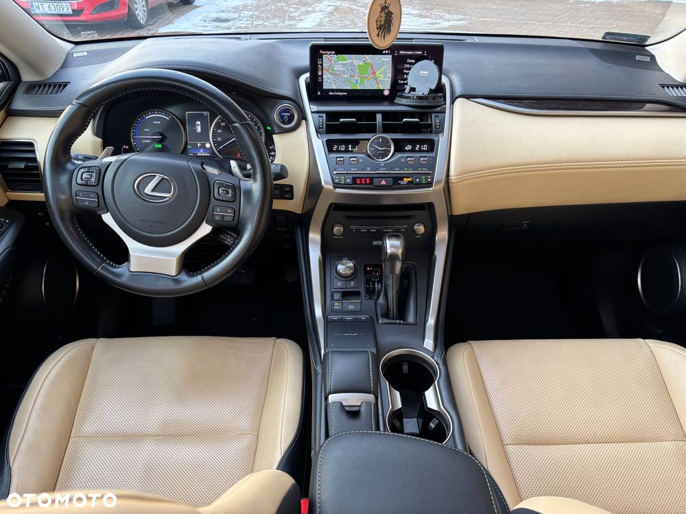 Lexus NX 300h Omotenashi AWD - 24